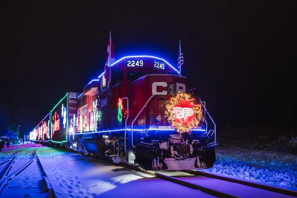 CP-holiday-train